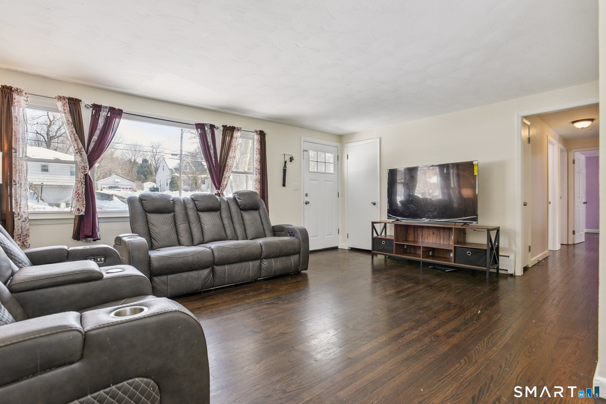 Homes for sale in Hamden, CT | 114 Colony St, Hamden, CT 06518 | MLS# 24153318