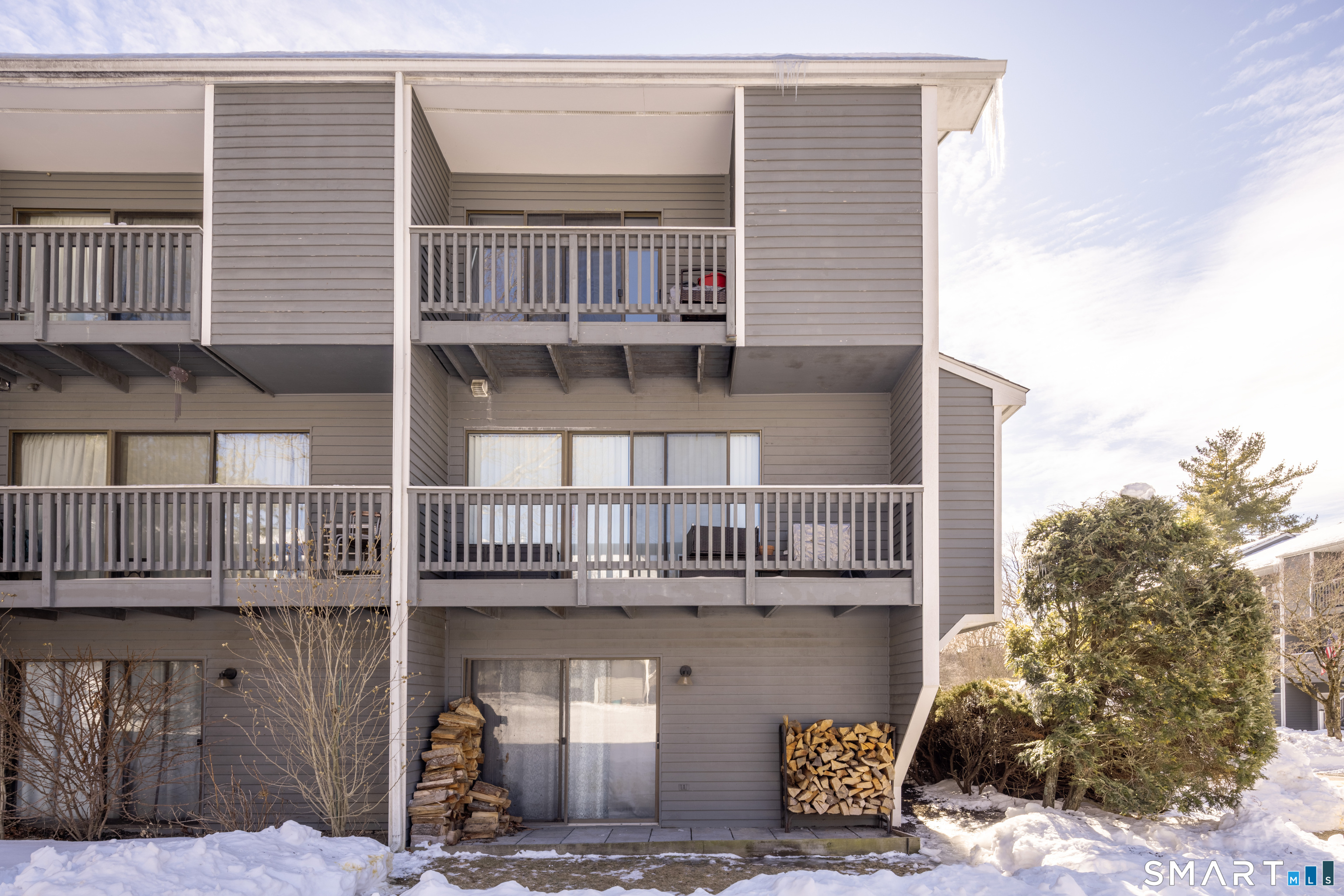 Homes for sale in Bethel, CT | 18 Hudson St #21, Bethel, CT 06801 | MLS# 24153286