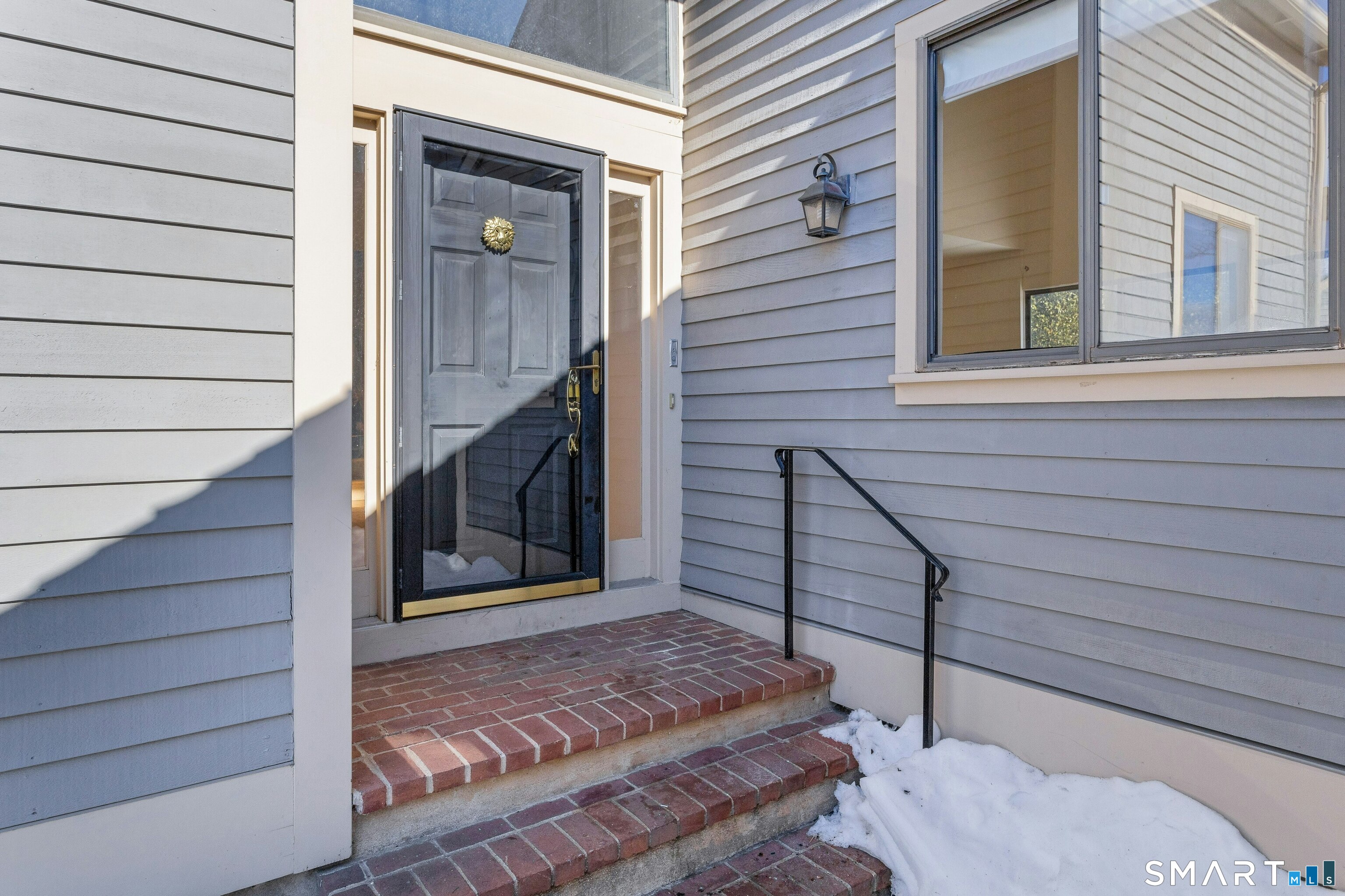 Homes for sale in Greenwich, CT | 501 W Lyon Farm Dr #501, Greenwich, CT 06831 | MLS# 24152668