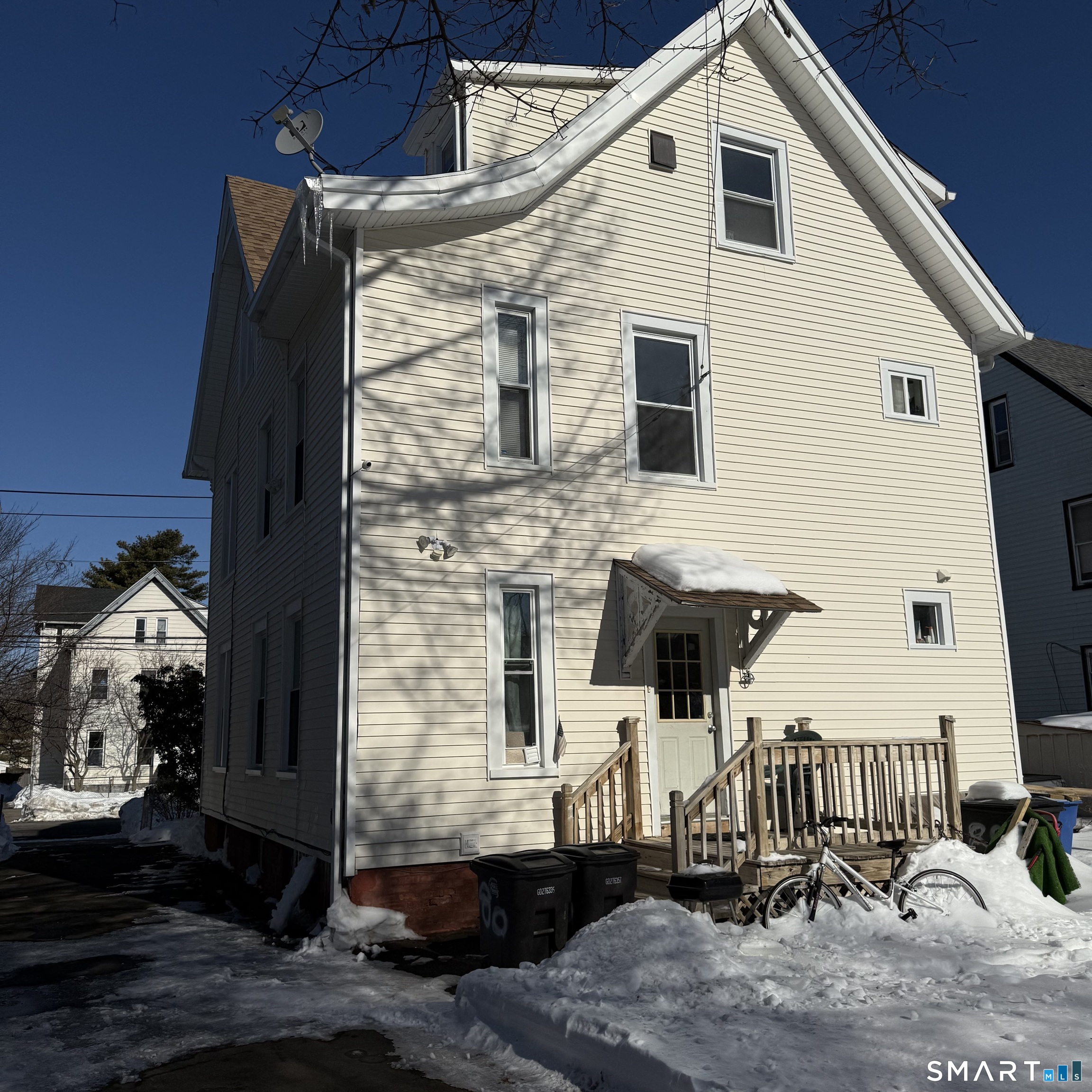 Homes for sale in New Haven, CT | 80 Henry St, New Haven, CT 06511 | MLS# 24152834
