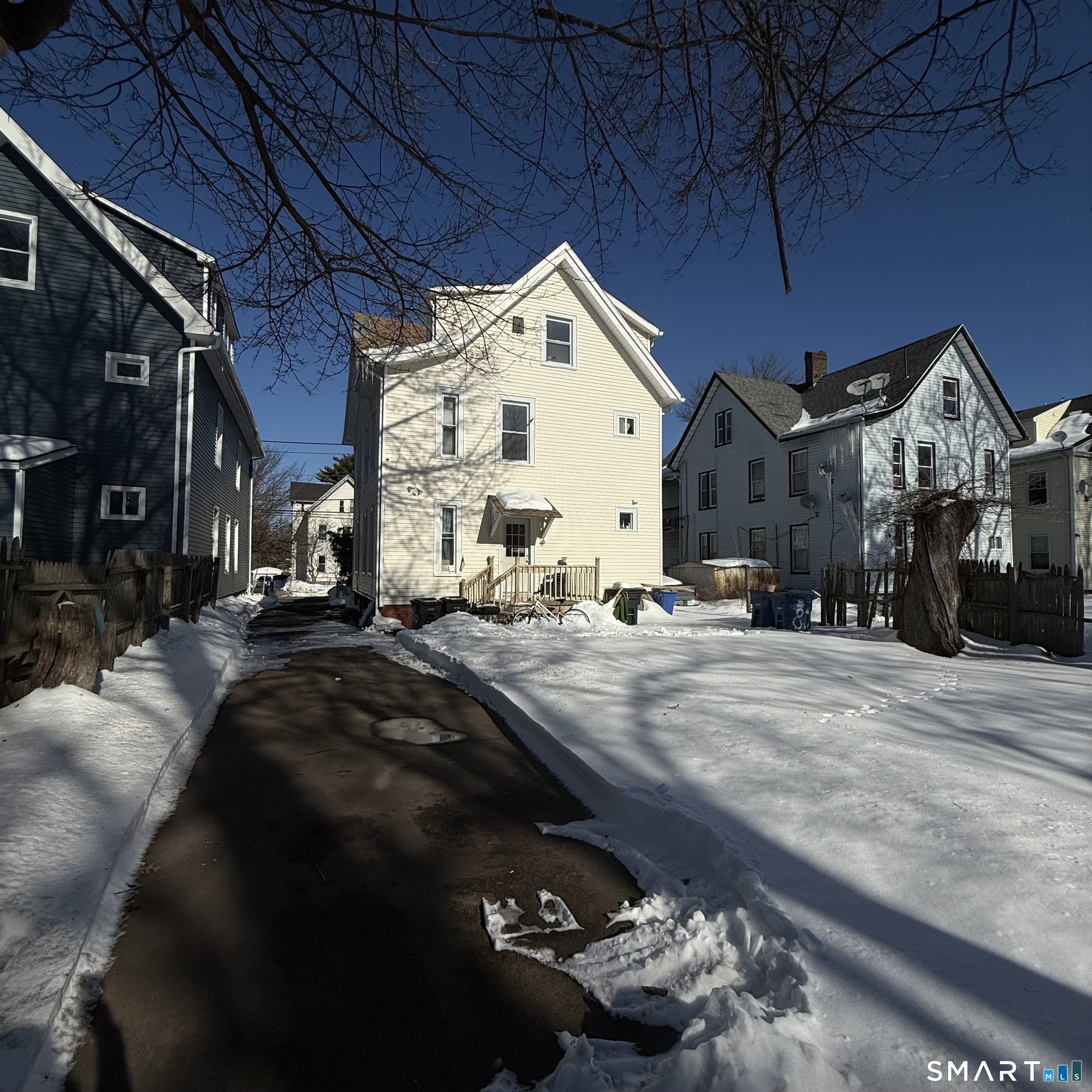 Homes for sale in New Haven, CT | 80 Henry St, New Haven, CT 06511 | MLS# 24152834