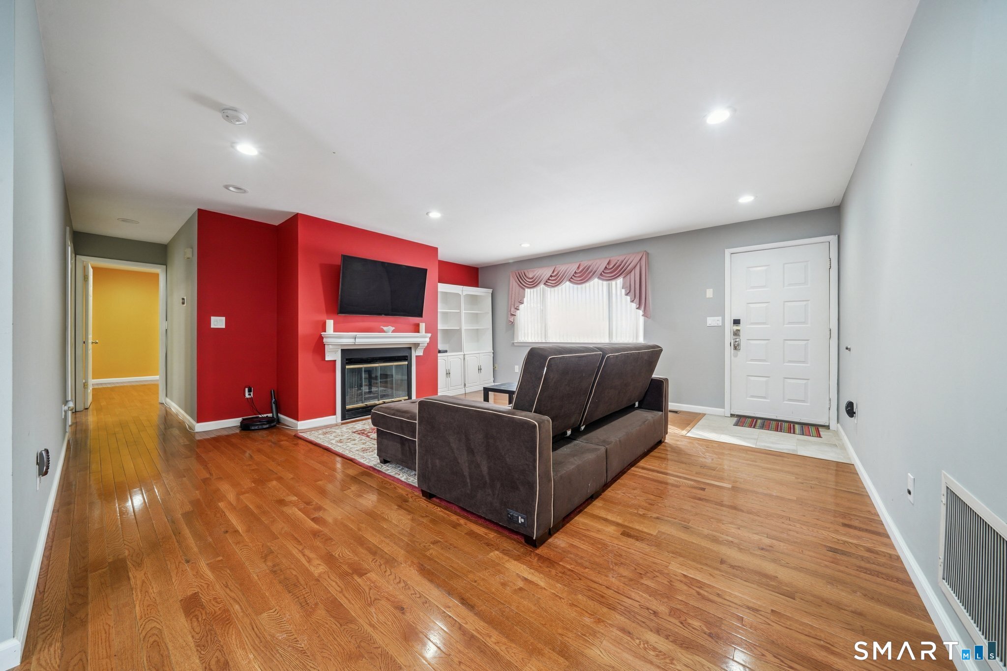 Homes for sale in Stamford, CT | 2289 Bedford St #G17, Stamford, CT 06905 | MLS# 24152016