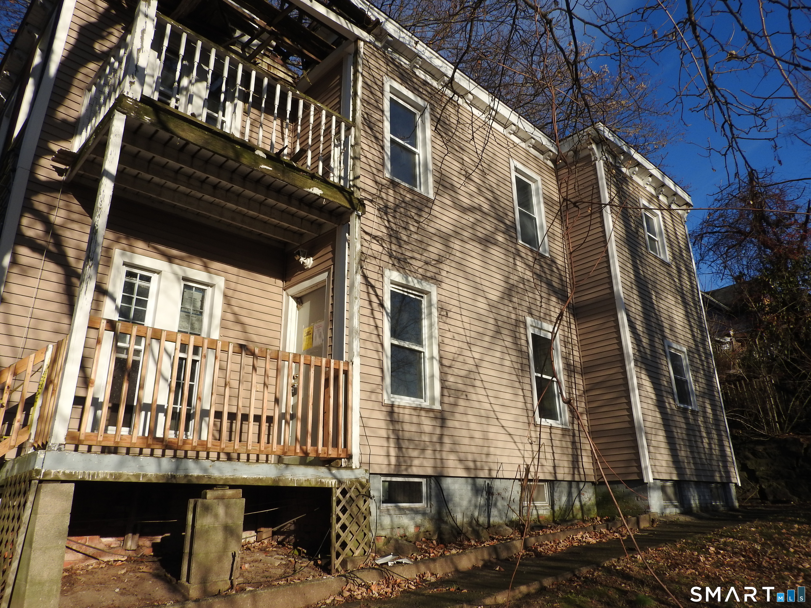 Homes for sale in Norwich, CT | 11 Division St, Norwich, CT 06360 | MLS# 24128477