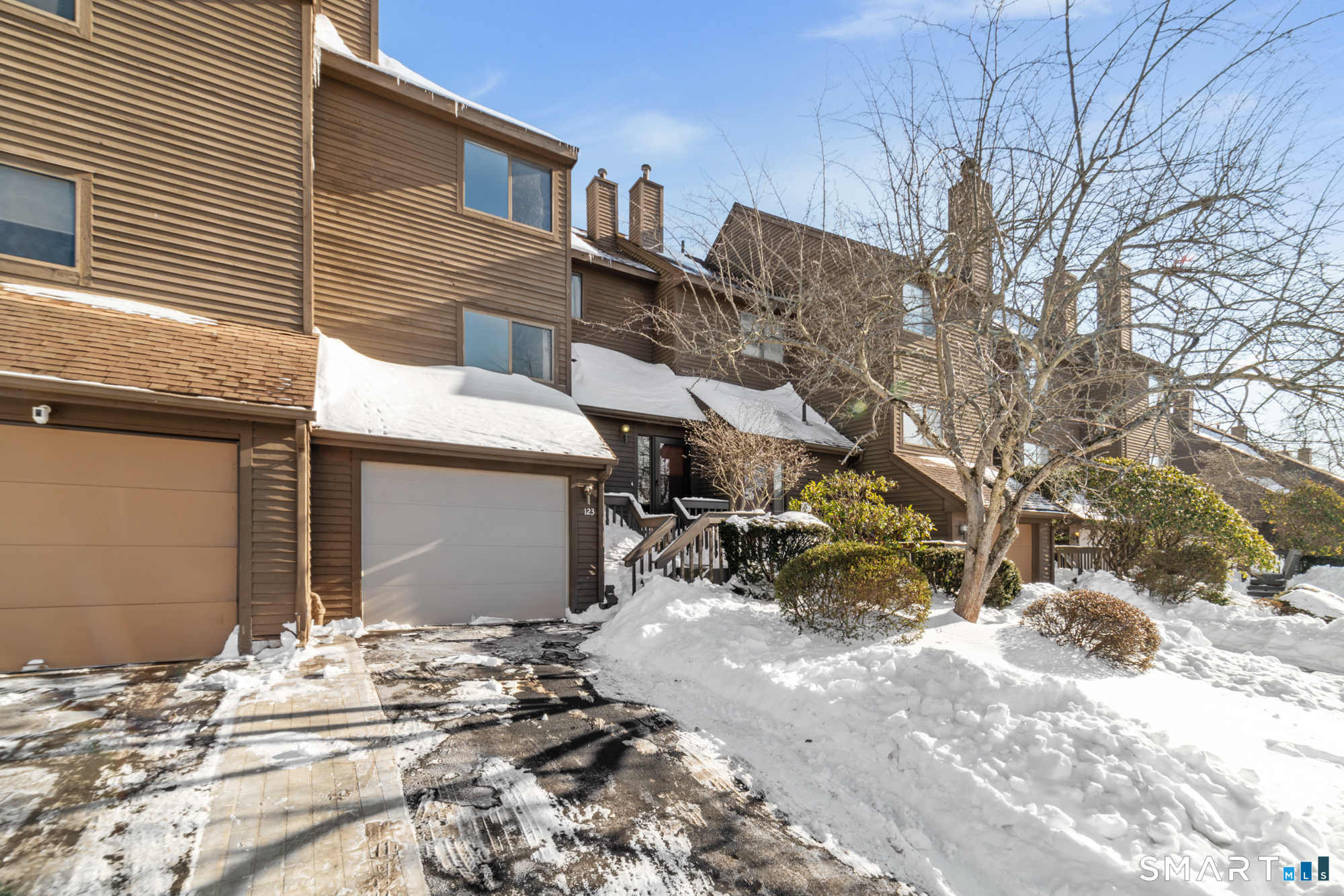 Homes for sale in Hamden, CT | 900 Mix Ave #APT 123, Hamden, CT 06514 | MLS# 24153421