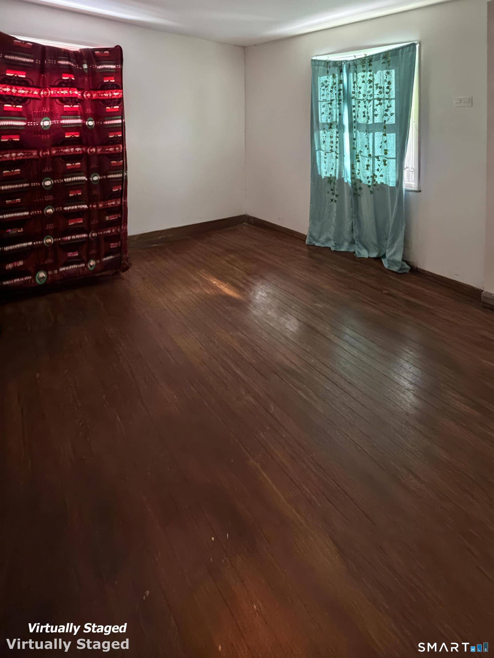 Homes for sale in New London, CT | 373 Jefferson Ave, New London, CT 06320 | MLS# 24152037