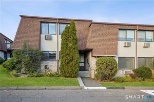 255 Strawberry Hill Avenue, Unit B1