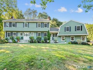 10 Foxwood Road