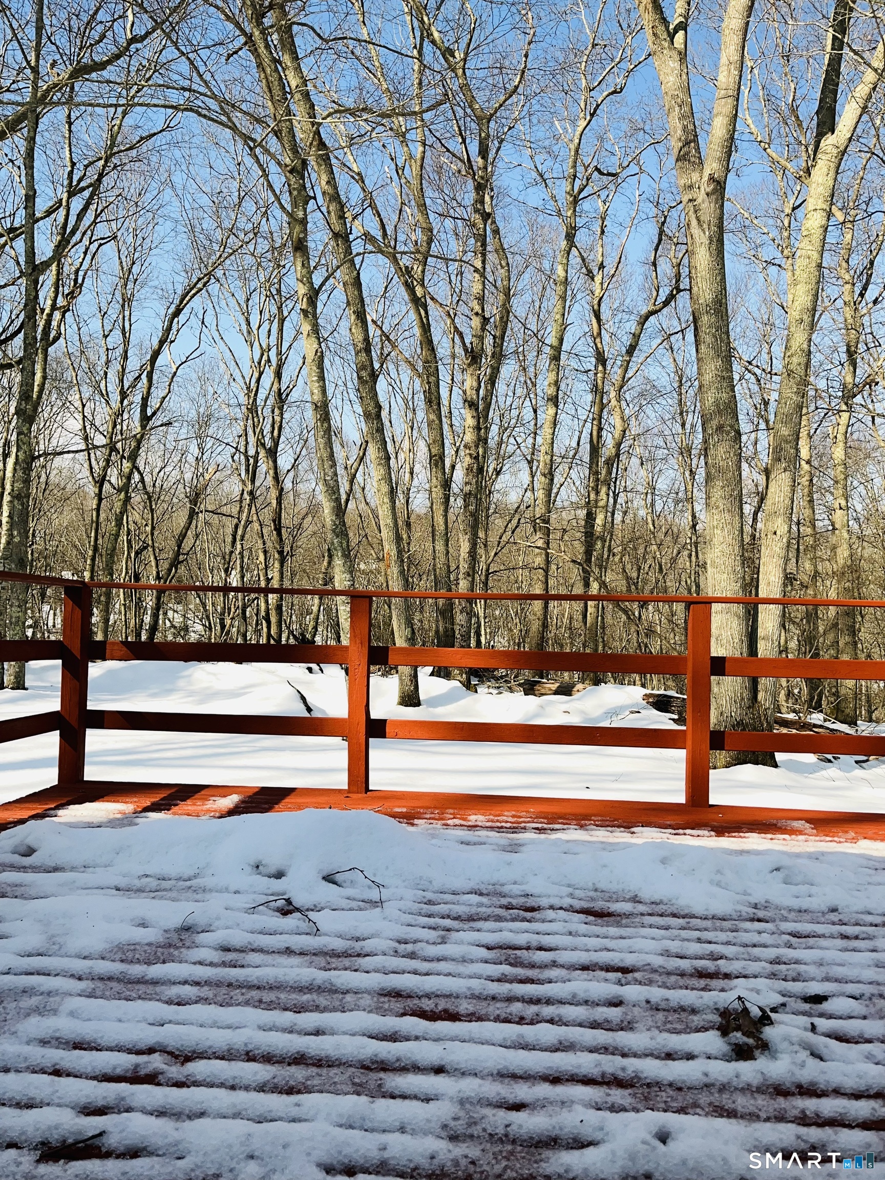 Homes for sale in East Lyme, CT | 19 Sapia Dr, East Lyme, CT 06357 | MLS# 24153933