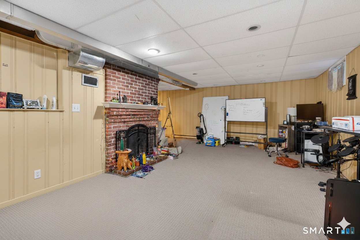 7 Grimes Brook, Simsbury, 06070, 3 Bedrooms Bedrooms, 0 ,1 BathroomBathrooms,Single Family For Sale,For Sale,Grimes Brook,0,24153968