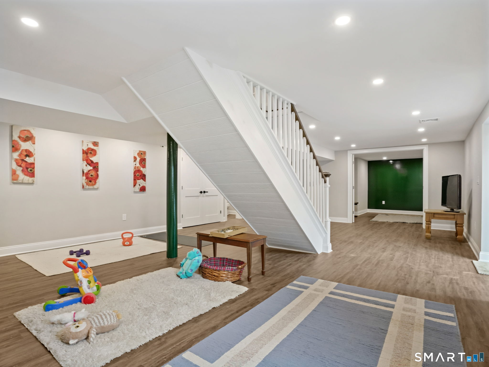 419 Valley, Fairfield, 06825, 4 Bedrooms Bedrooms, 0 ,3 BathroomsBathrooms,Single Family For Sale,For Sale,Valley,0,24131701