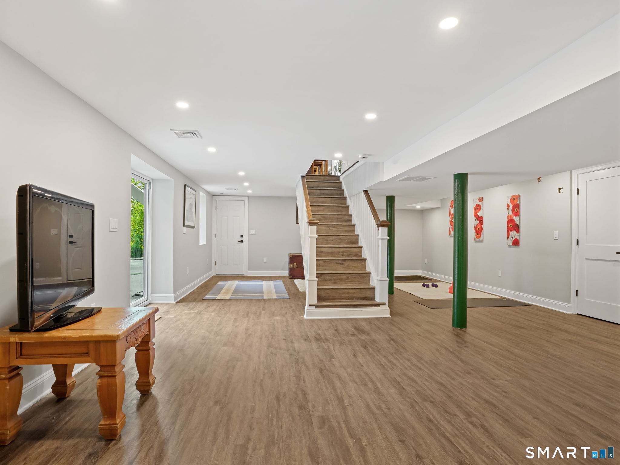 419 Valley, Fairfield, 06825, 4 Bedrooms Bedrooms, 0 ,3 BathroomsBathrooms,Single Family For Sale,For Sale,Valley,0,24131701