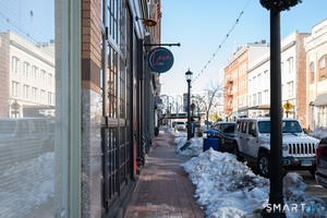 125 Washington Street, Unit 206