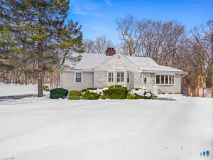 37 Glen Avenue