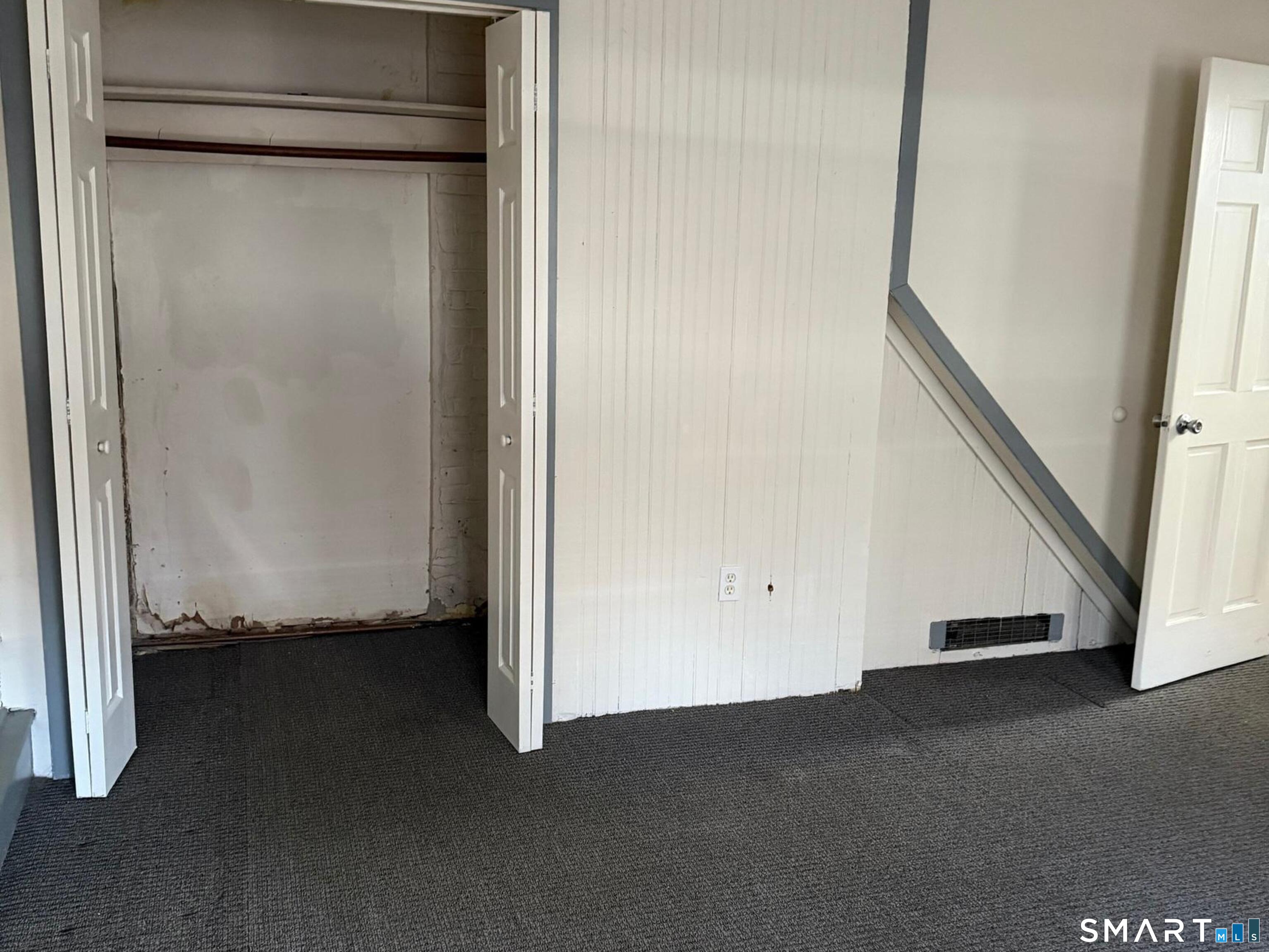 17 1st, Waterbury, 06710, 1 Bedroom Bedrooms, 0 ,1 BathroomBathrooms,Residential Rental,For Sale,1st,0,24154384