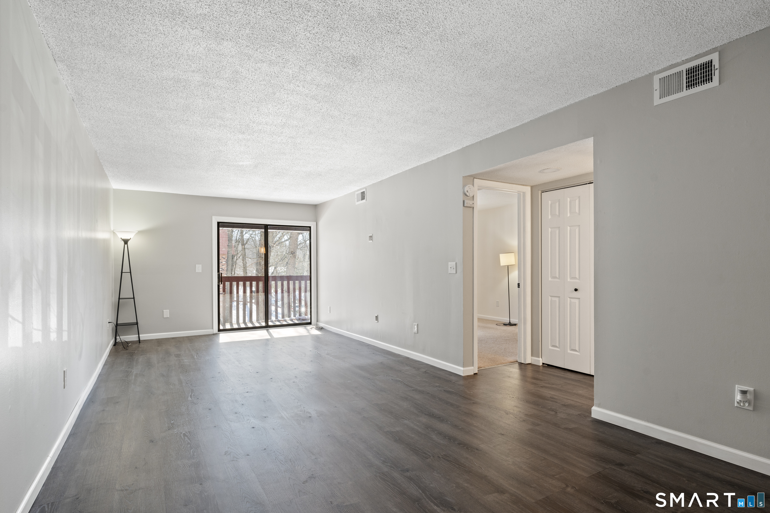 Homes for sale in Newington, CT | 15 Woodsedge Dr #APT 5C, Newington, CT 06111 | MLS# 24153997