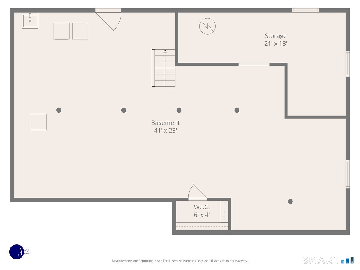 Homes for sale in East Hartford, CT | 50 Davis Rd, East Hartford, CT 06118 | MLS# 24154524