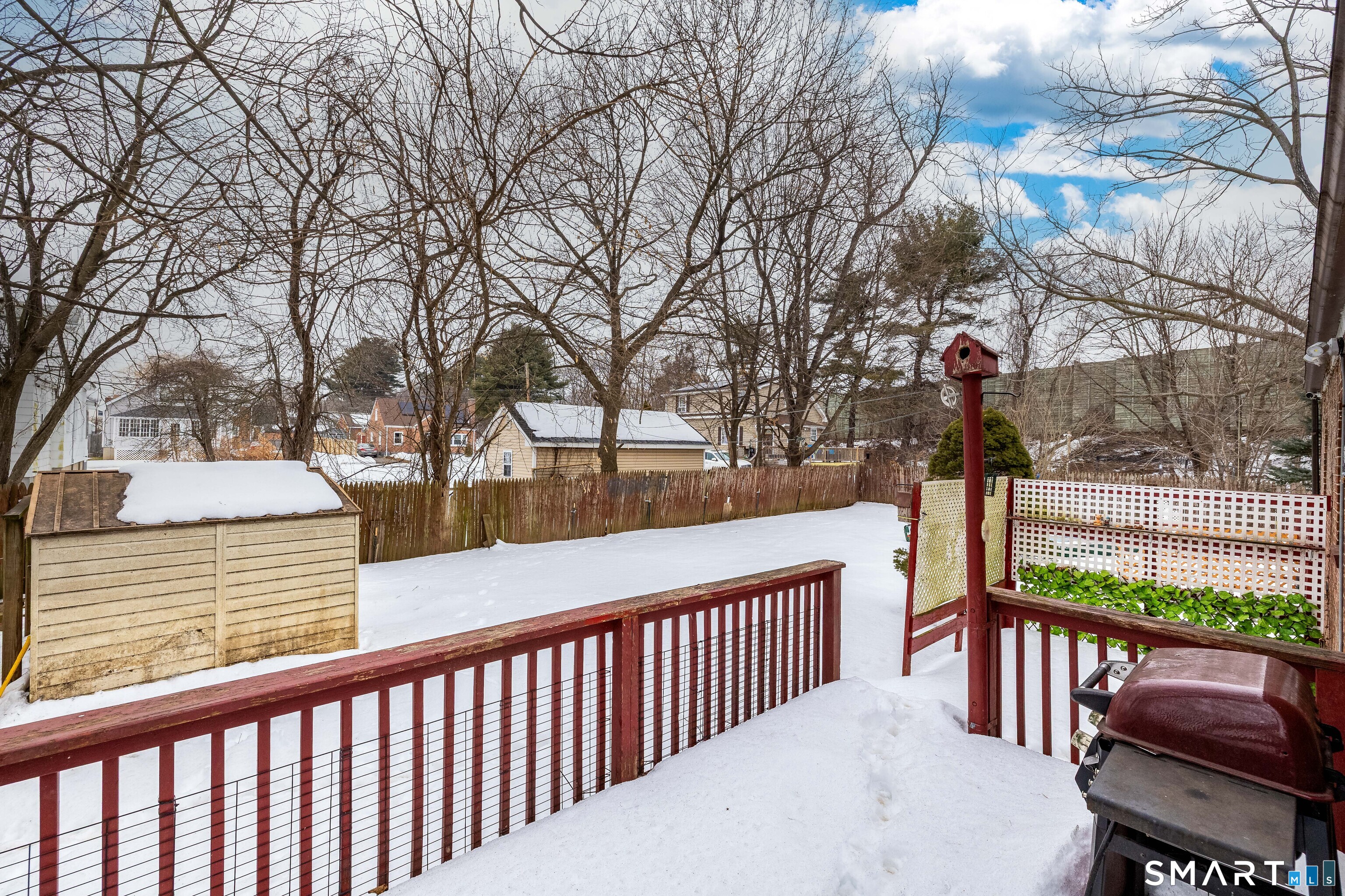 Homes for sale in Windsor, CT | 15 Upton St, Windsor, CT 06095 | MLS# 24154378