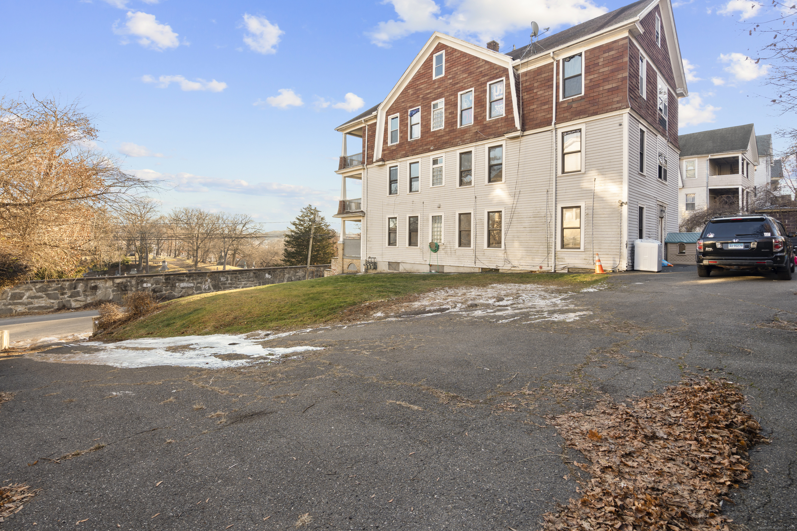 Homes for sale in Waterbury, CT | 141 Draher St, Waterbury, CT 06708 | MLS# 24155118