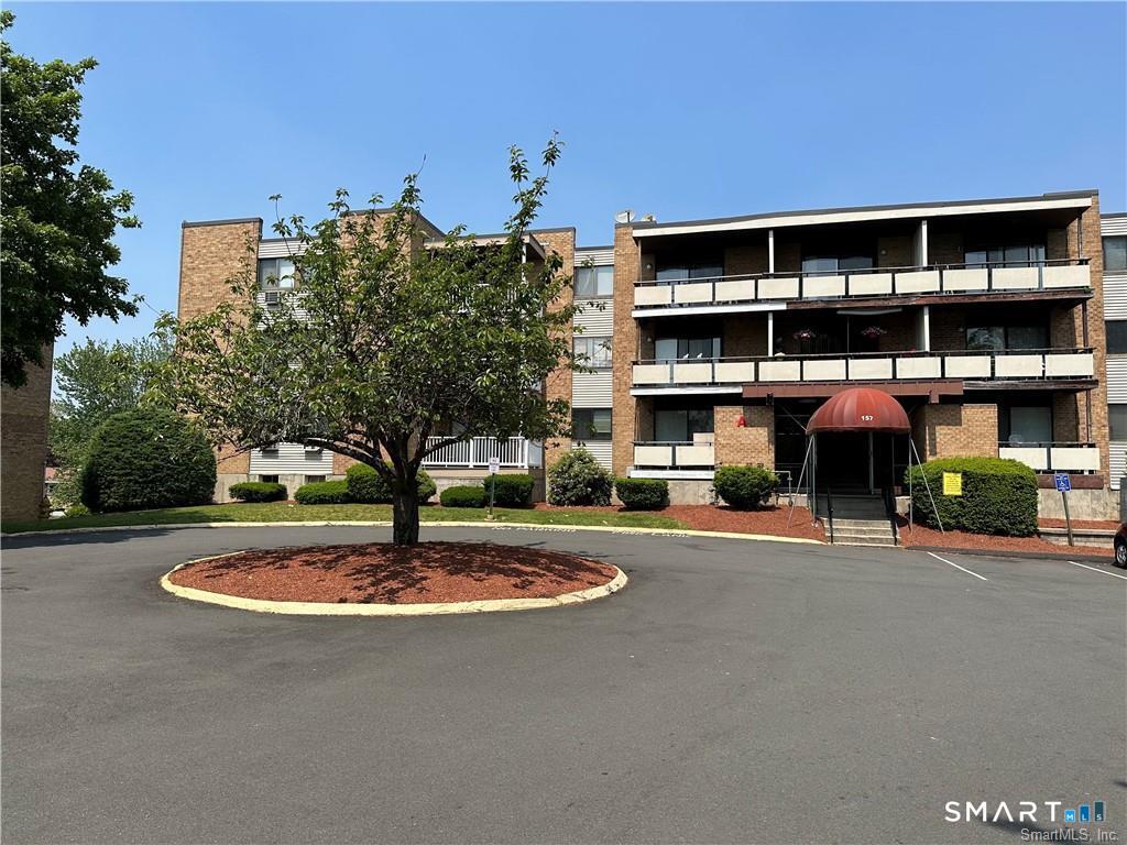 Homes for sale in West Haven, CT | 155 Bull Hill Ln #APT 201, West Haven, CT 06516 | MLS# 24155223