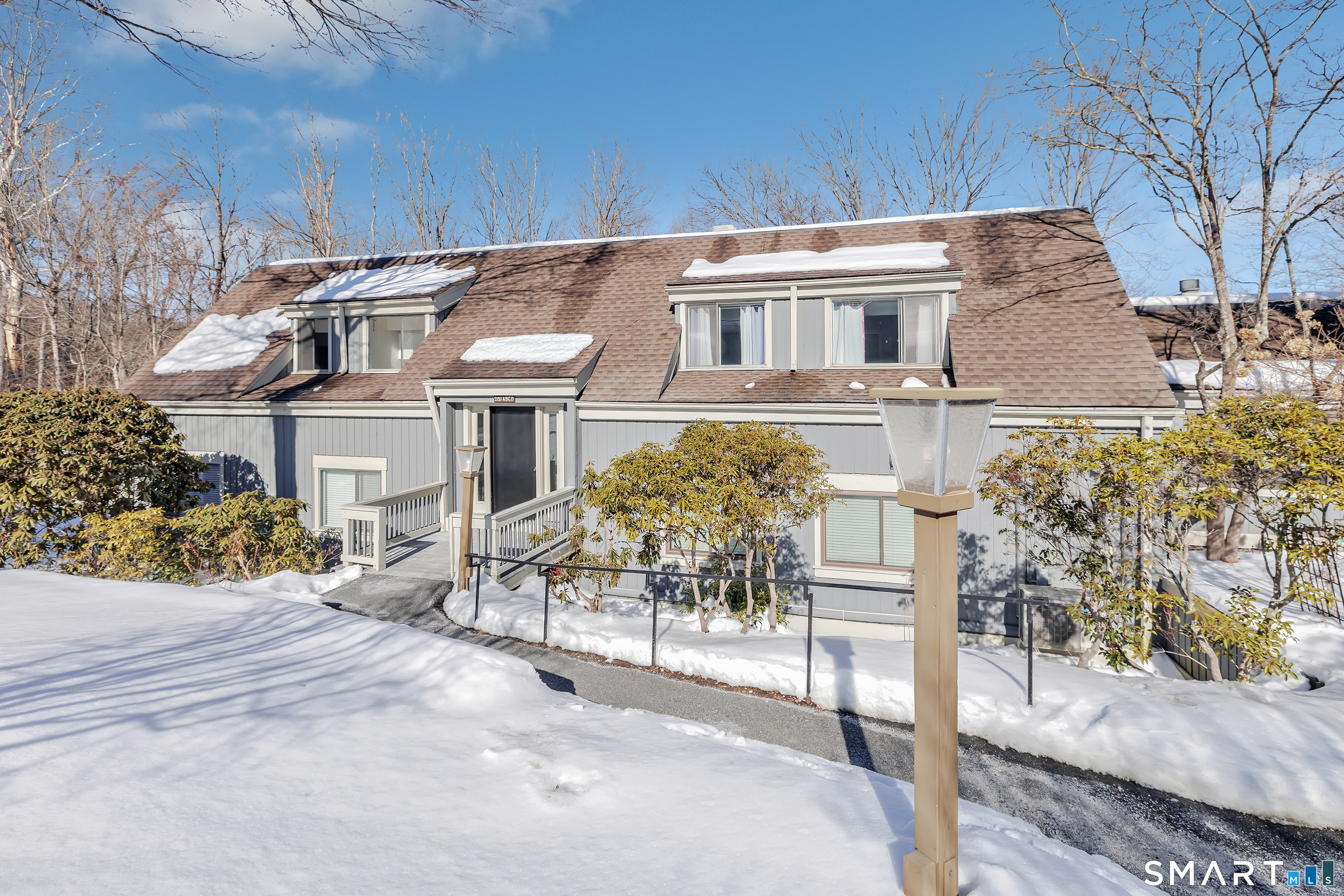 Homes for sale in Southbury, CT | 289 Heritage Village #C, Southbury, CT 06488 | MLS# 24154807