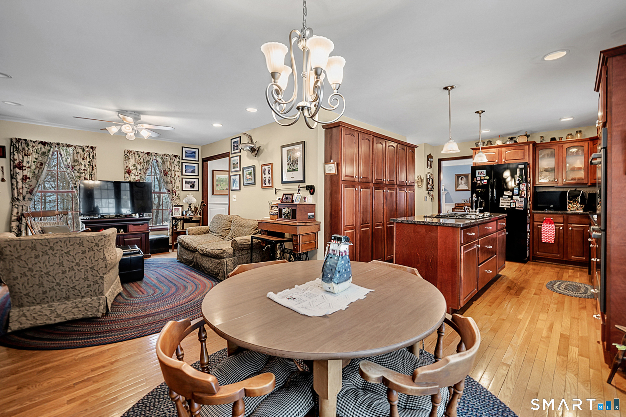 16 Jonathan, Roxbury, 06783, 3 Bedrooms Bedrooms, 0 ,2 BathroomsBathrooms,Single Family For Sale,For Sale,Jonathan,0,24153218