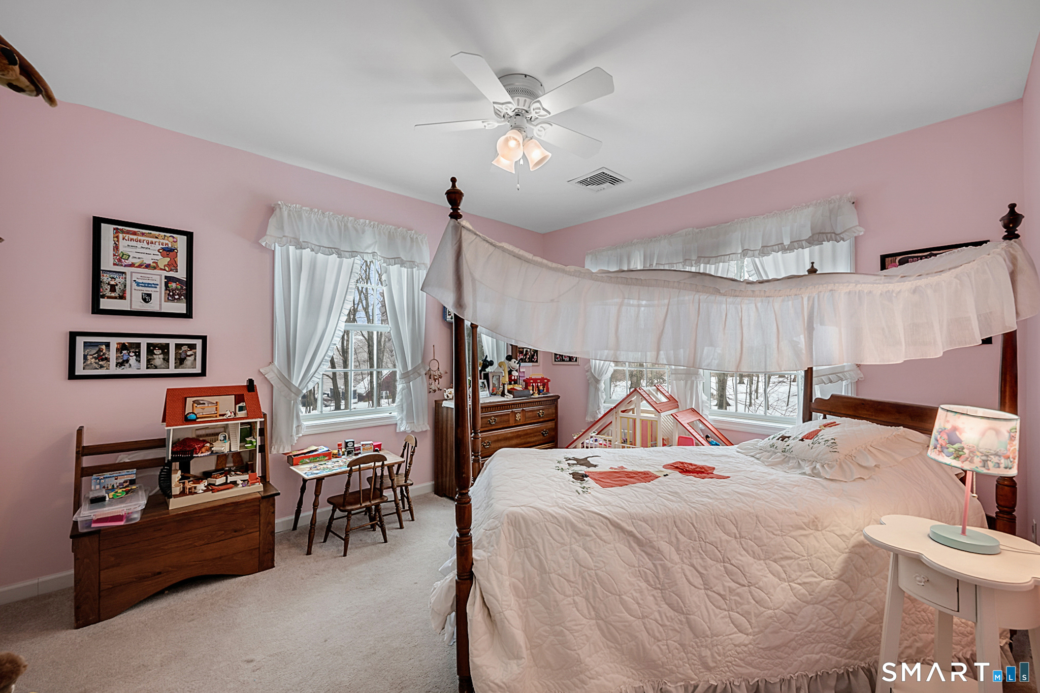 16 Jonathan, Roxbury, 06783, 3 Bedrooms Bedrooms, 0 ,2 BathroomsBathrooms,Single Family For Sale,For Sale,Jonathan,0,24153218