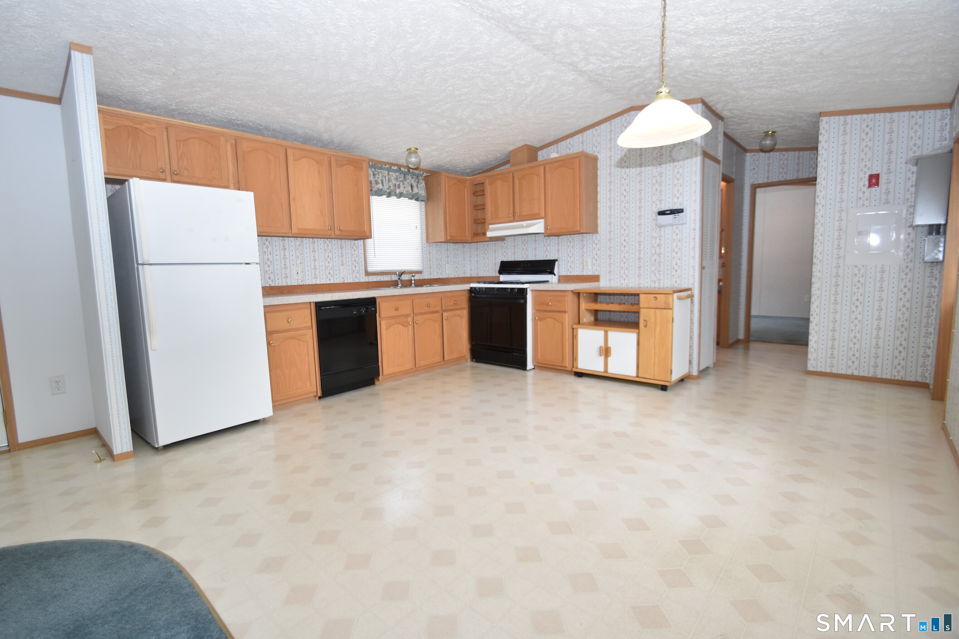 Homes for sale in Vernon, CT | 325 Kelly Rd #TRLR R19, Vernon, CT 06066 | MLS# 24155306