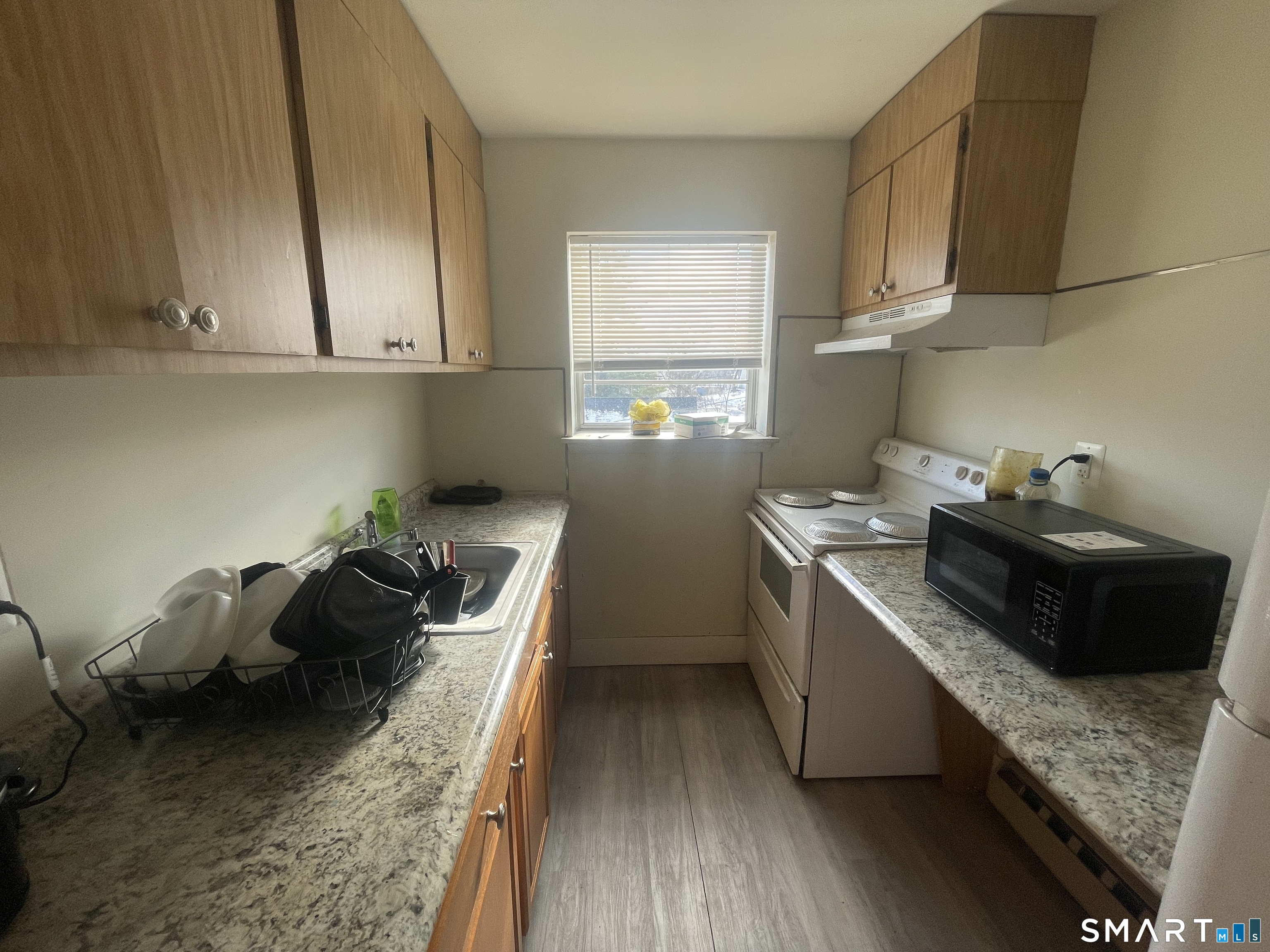 Homes for sale in Hartford, CT | 24 Merrill St #APT C2, Hartford, CT 06106 | MLS# 24155375