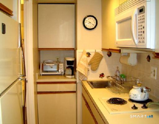 Homes for sale in Stamford, CT | 60 Strawberry Hill Ave #305, Stamford, CT 06902 | MLS# 24155430