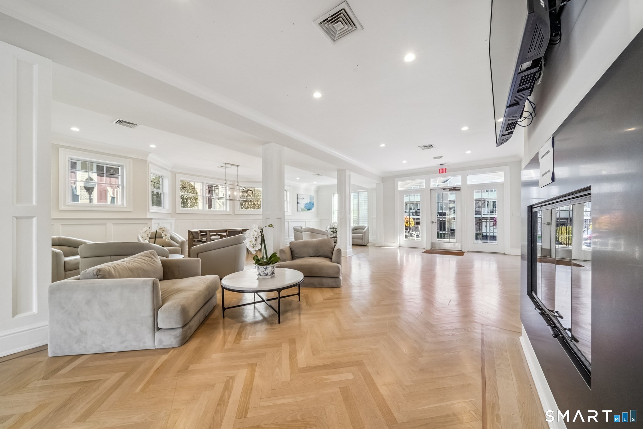 Homes for sale in Stamford, CT | 85 Camp Ave #APT 3B, Stamford, CT 06907 | MLS# 24155495