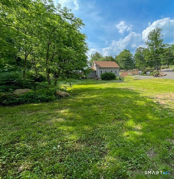 Homes for sale in Meriden, CT | 914 W Main St, Meriden, CT 06451 | MLS# 24155550