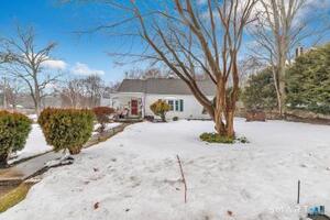 47 Wood Ridge Drive