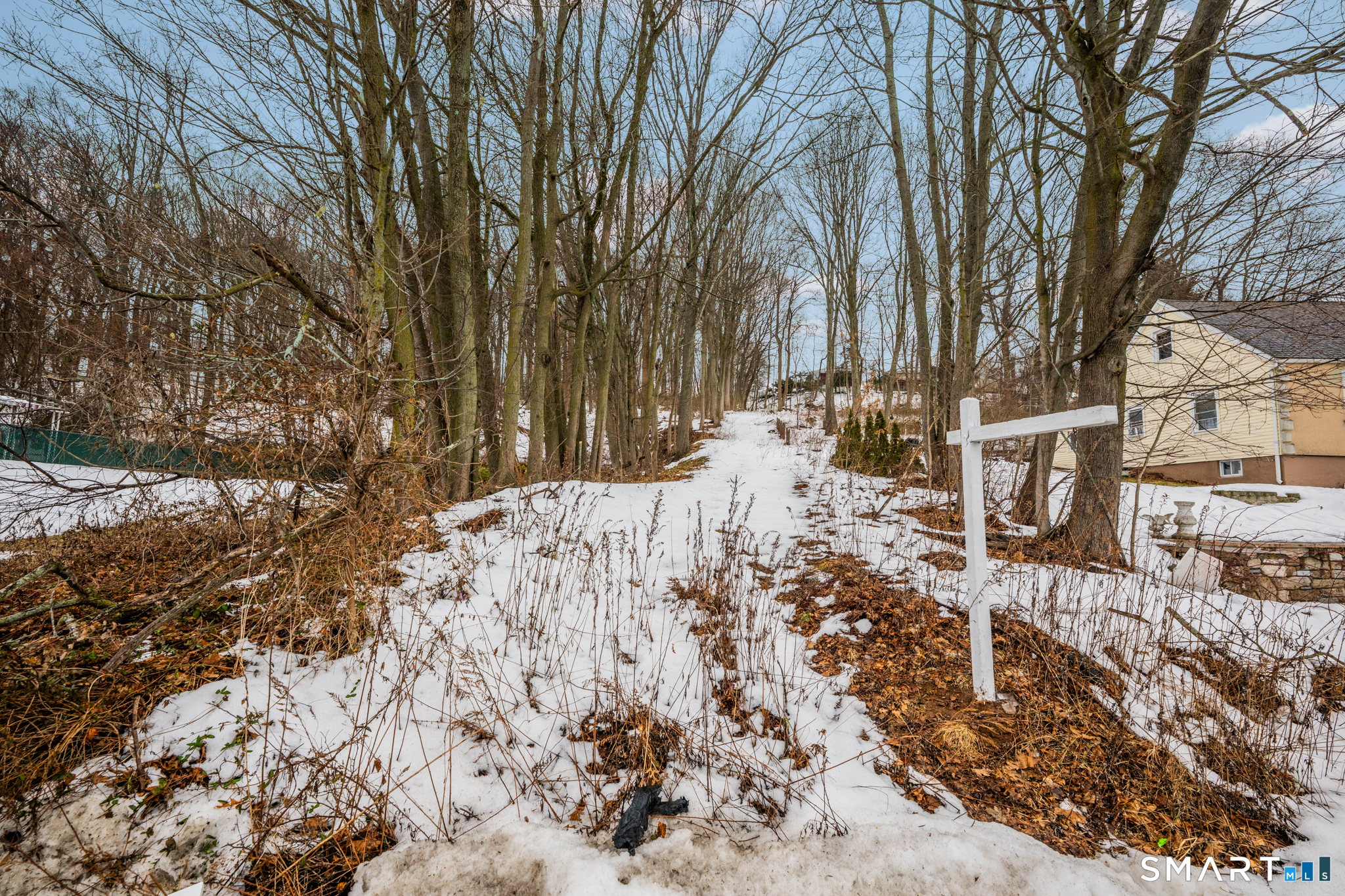 Homes for sale in New Haven, CT | 10 Huntington Ave, New Haven, CT 06512 | MLS# 24151324