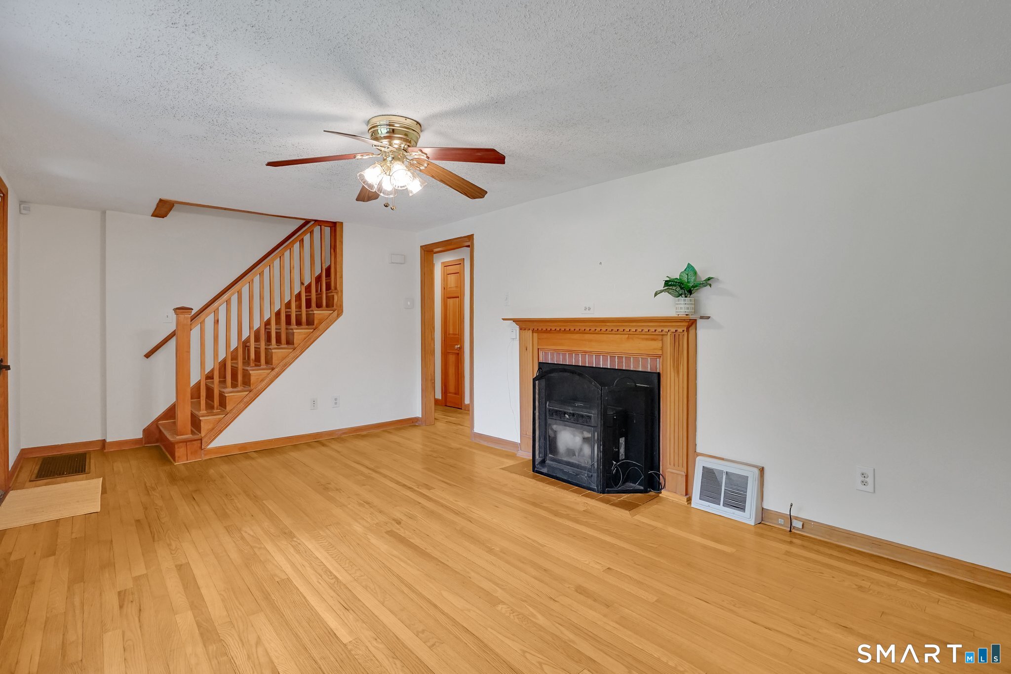 228 Granby, Granby, 06035, 5 Bedrooms Bedrooms, 0 ,3 BathroomsBathrooms,Single Family For Sale,For Sale,Granby,0,24155757