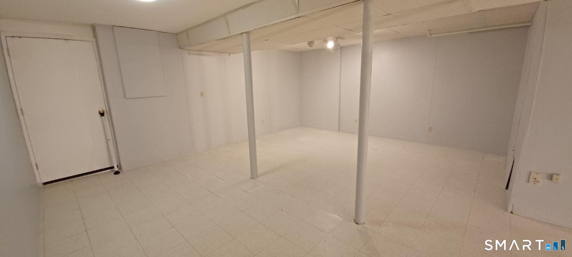 1325 Farmington, Bristol, 06010, 2 Bedrooms Bedrooms, 0 ,2 BathroomsBathrooms,Condo/co-op For Sale,For Sale,Farmington,0,24136230