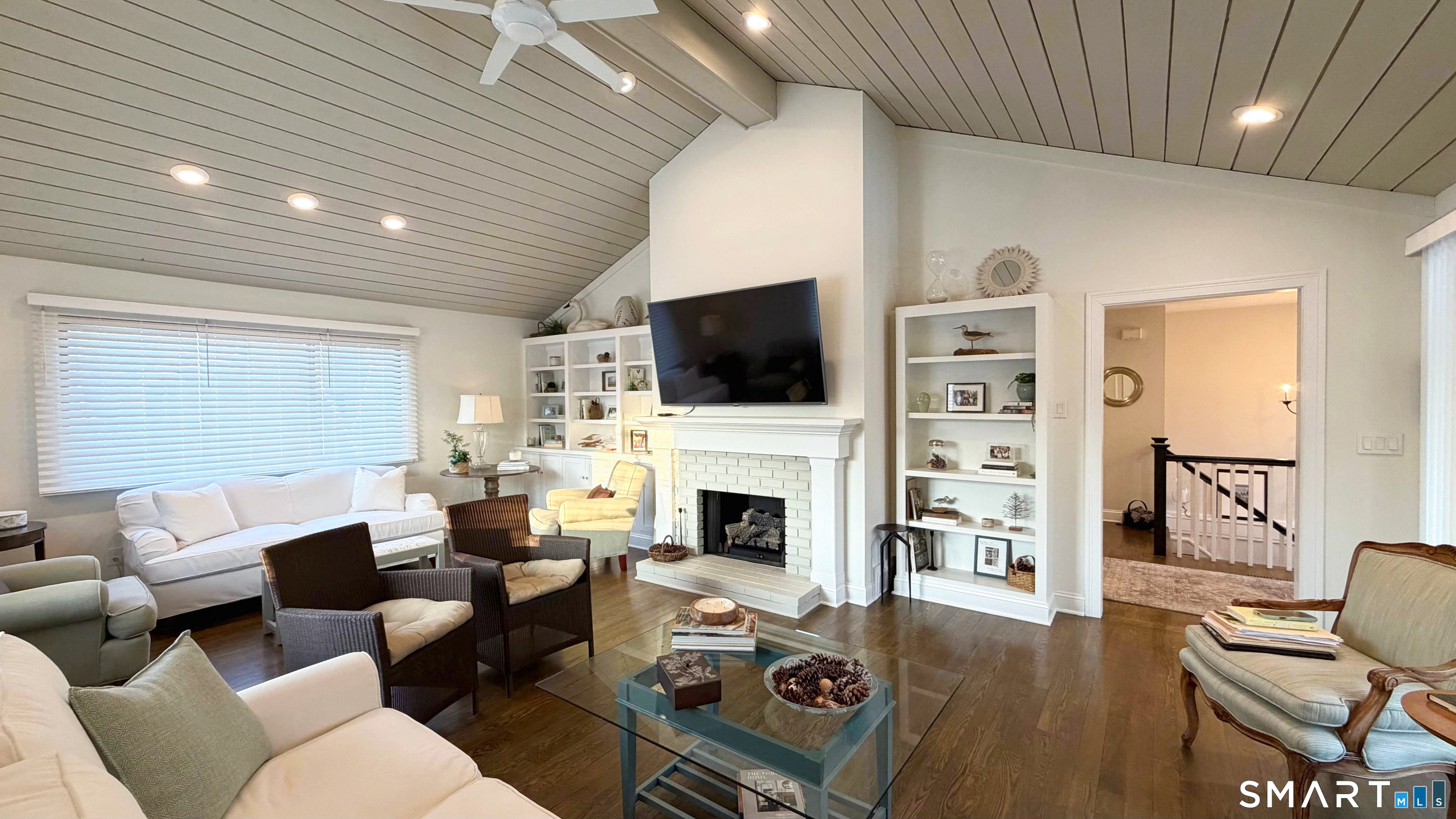 Homes for sale in Stratford, CT | 546 North Trl #B, Stratford, CT 06614 | MLS# 24155906