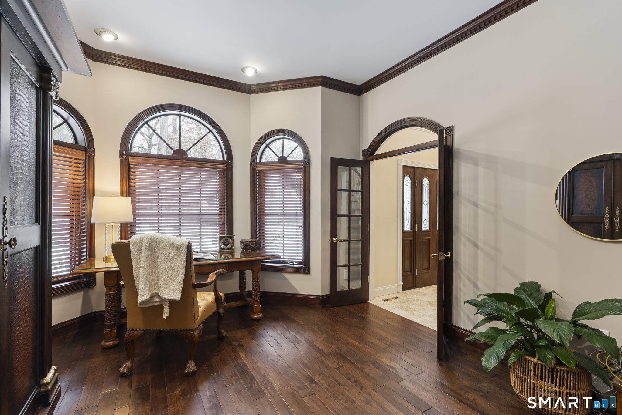 Homes for sale in Farmington, CT | 13 Chatsworth Pl, Farmington, CT 06032 | MLS# 24155908