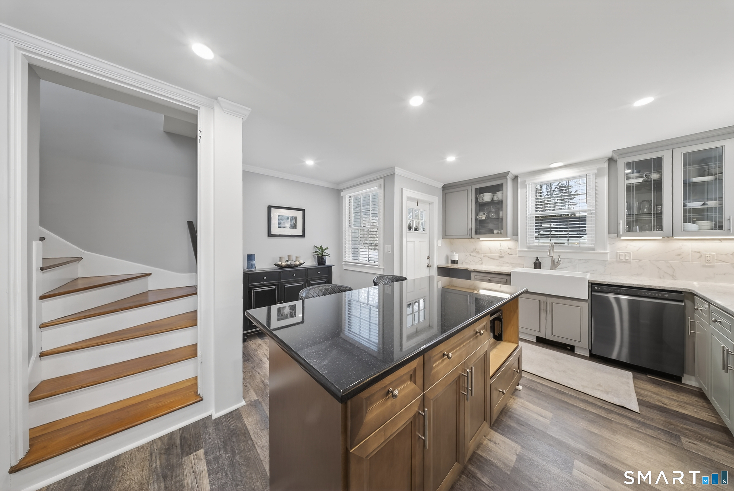 Homes for sale in Hartford, CT | 69 Bloomfield Ave, Hartford, CT 06105 | MLS# 24153269