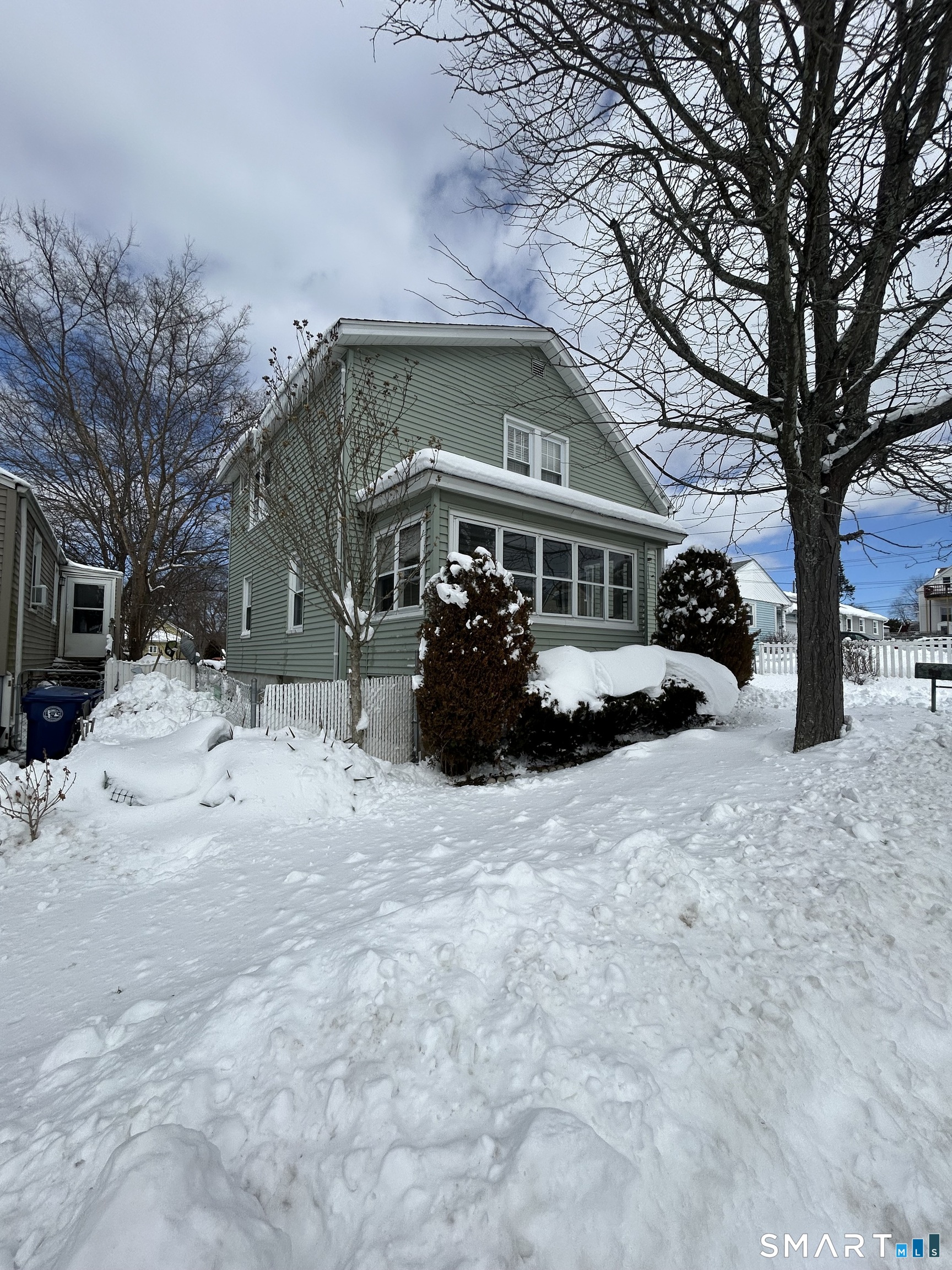 Homes for sale in West Haven, CT | 127 Rangely St, West Haven, CT 06516 | MLS# 24156036