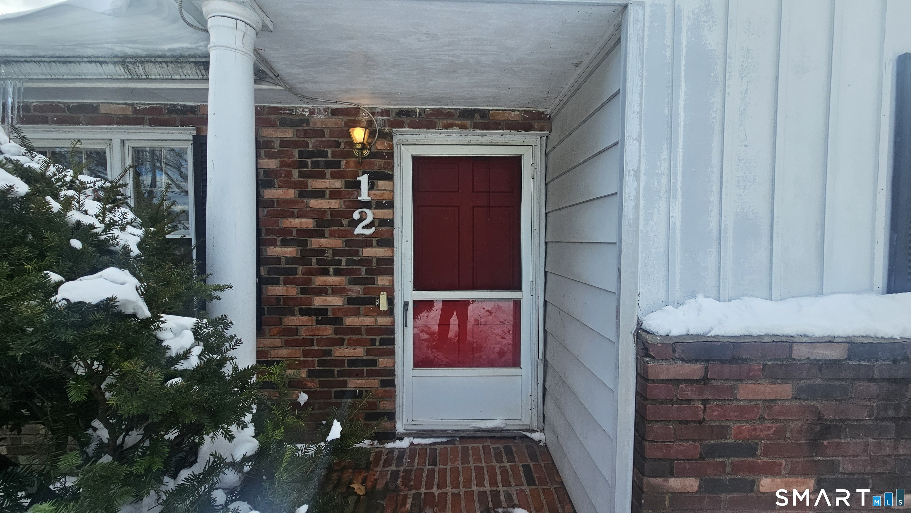 Homes for sale in West Haven, CT | 12 Collins Dr, West Haven, CT 06516 | MLS# 24156196