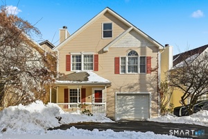 7 Dora Street