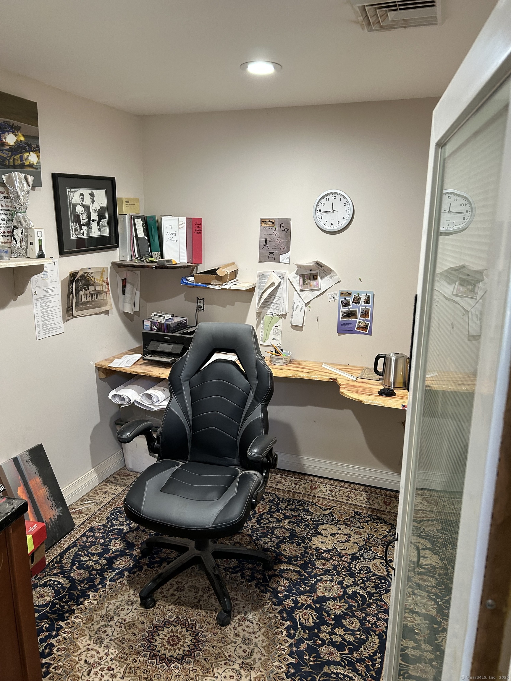 13 MAIN, East Hampton, 06424, 0 , 0 ,0,Commercial For Lease,For Rent,MAIN,0,24156429