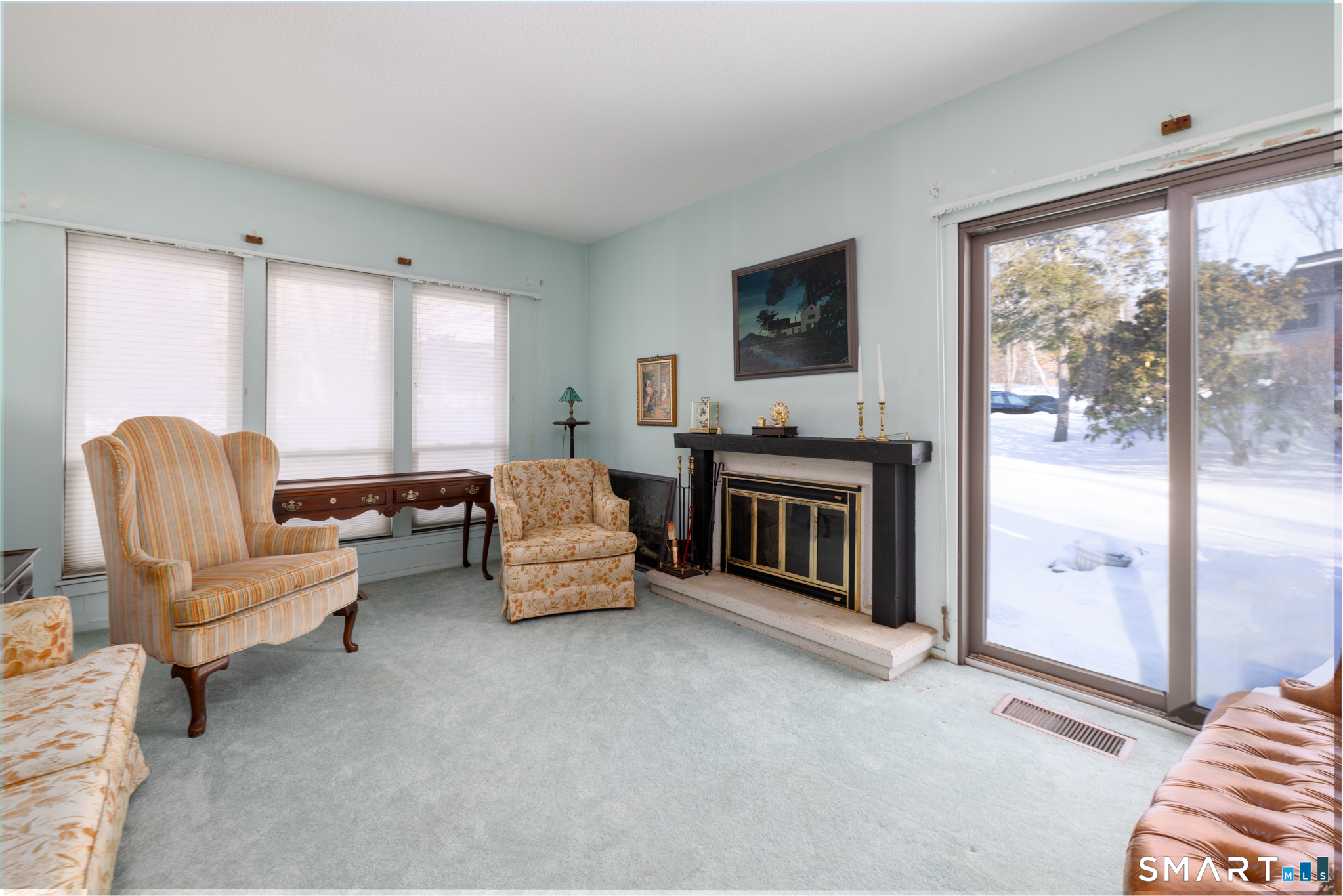 Homes for sale in Avon, CT | 7 Maple Ln #7, Avon, CT 06001 | MLS# 24156451