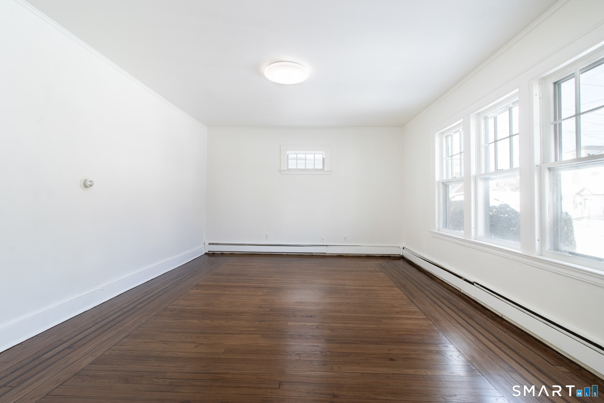 Homes for sale in West Haven, CT | 82 Noble St, West Haven, CT 06516 | MLS# 24156049