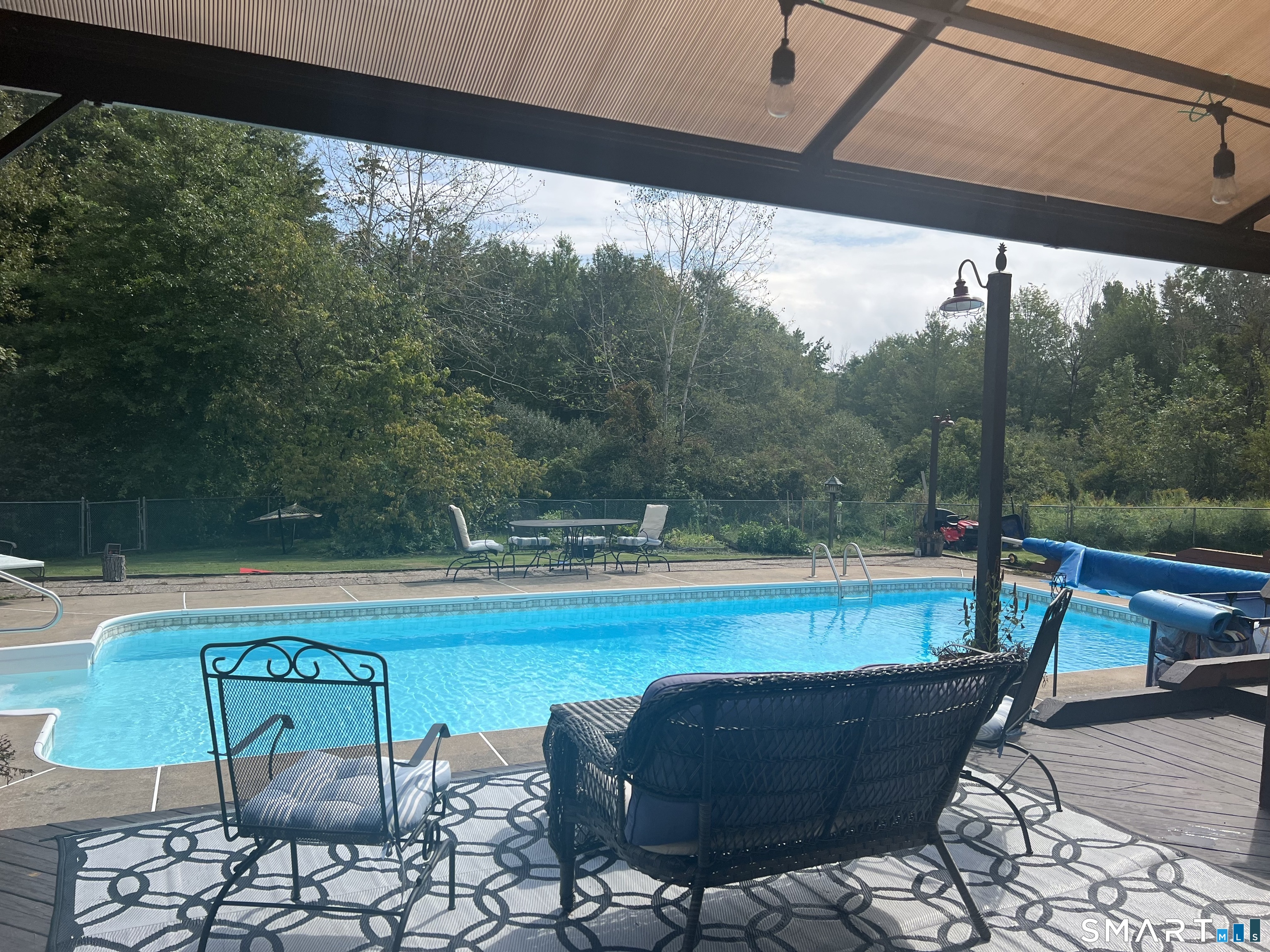 Homes for sale in East Granby, CT | 7 Glen Holw, East Granby, CT 06026 | MLS# 24152062