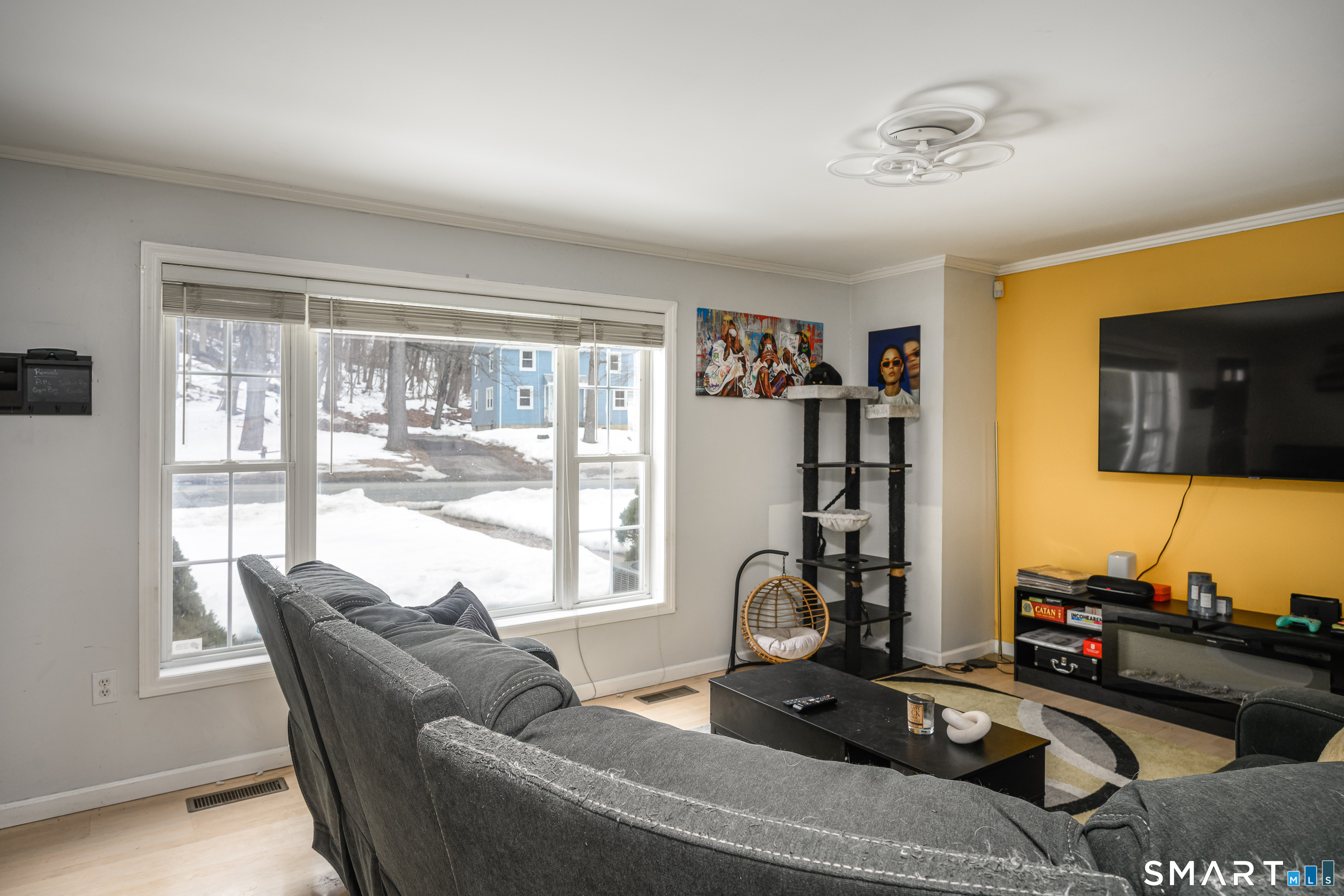 Homes for sale in Danbury, CT | 79 Coalpit Hill Rd #APT 3, Danbury, CT 06810 | MLS# 24150433