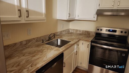 Homes for sale in Stratford, CT | 115 Short Beach Rd #304, Stratford, CT 06615 | MLS# 24156492