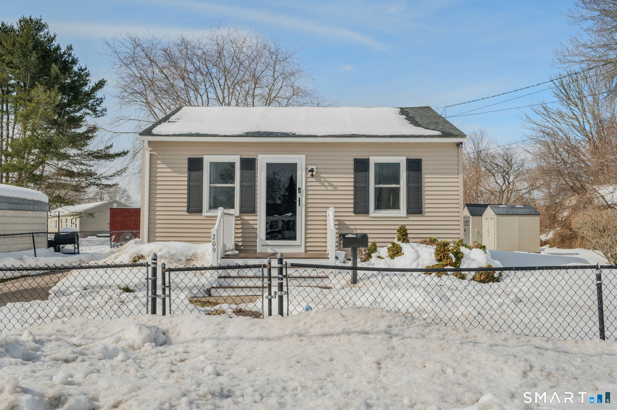 Homes for sale in Groton, CT | 209 Midway Oval, Groton, CT 06340 | MLS# 24152561