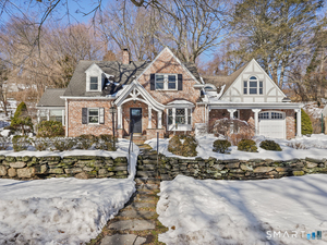5 Halliwell Drive