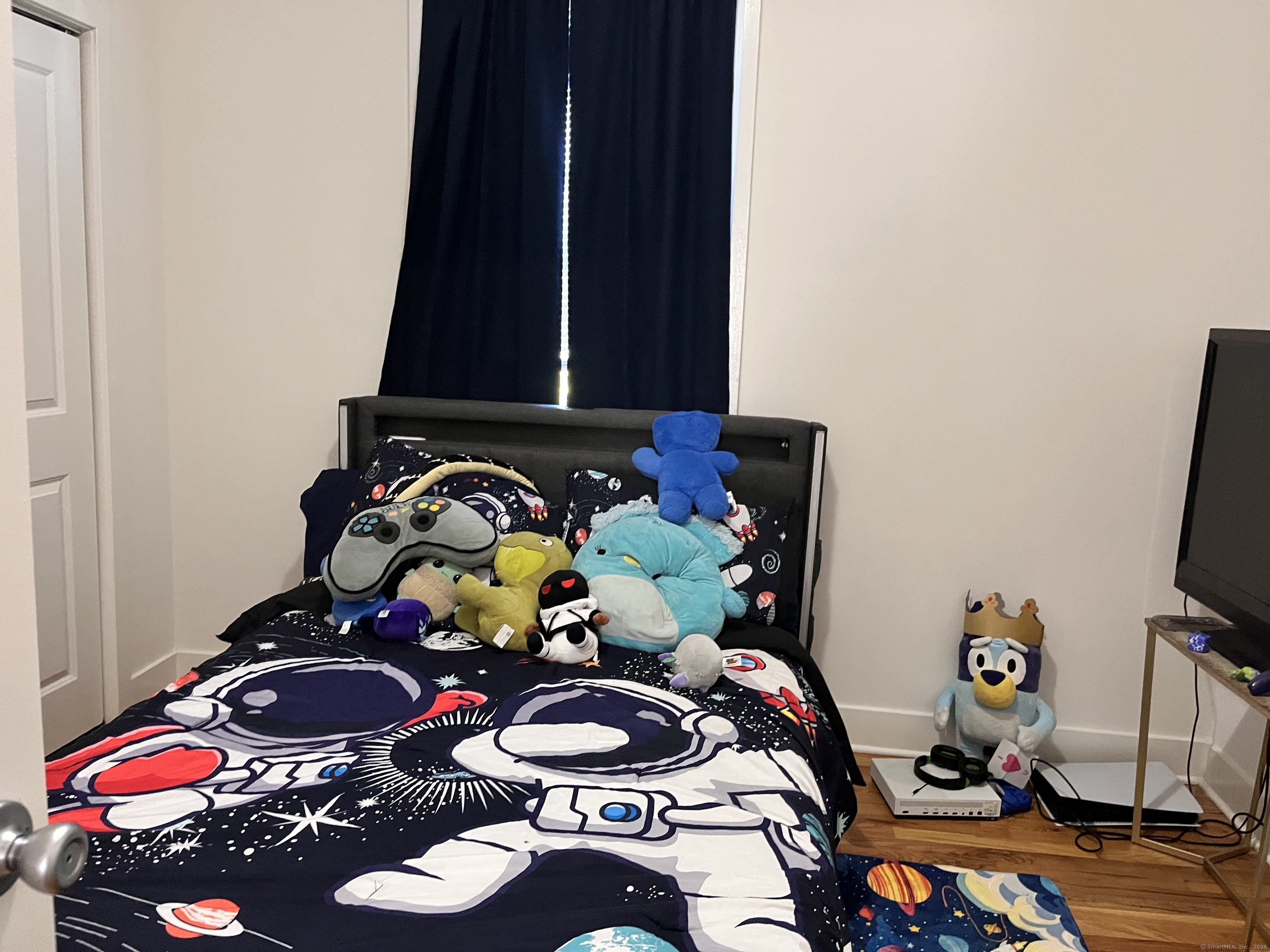 Homes for sale in West Haven, CT | 246 Elm St, West Haven, CT 06516 | MLS# 24156714